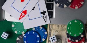 Unique characters and scroll configurations in Jungle Books